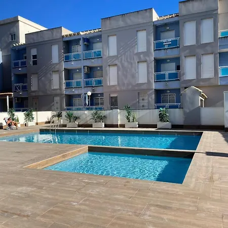 R-60-b Modern Appartement *